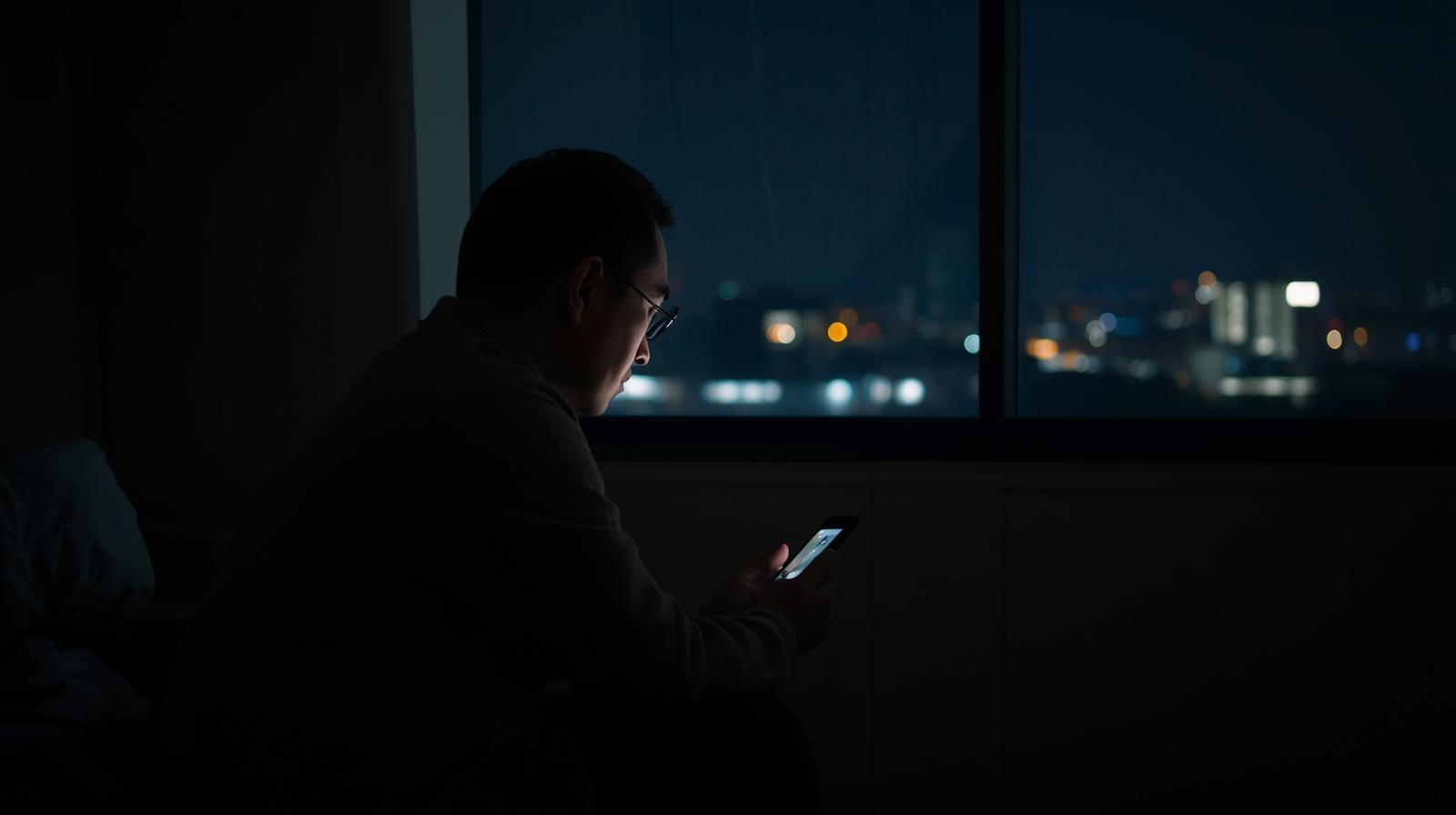 40代男性が出会い系を始める前に不安を感じていた実体験イメージ